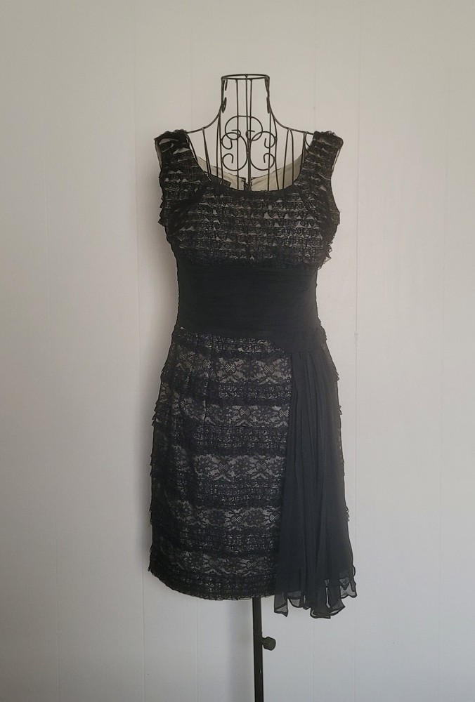 Polymark’s Model Vintage Lace Wiggle Dress Sz 38