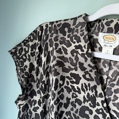 Vintage Talbots 100% Silk Leopard Print Cap Sleeve Faux Wrap Blouse Size 8