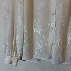 Vintage Lloyd Williams Ivory Satin Floral Blouse High Neck Romantic Size 4