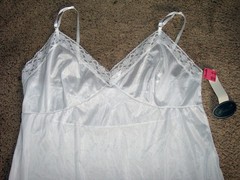 NWT Vintage Size 42 Wondermaid 1X White Long Slip 27 in. Lace Silky Antron Nylon