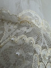 Vtg Bridal Wedding 57″ Veil 2-Tiered Tulle Lace Pearl Wired Cap 1950s/60s