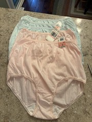 Vtg 100% Cotton Warner’s Woman’s Briefs Panties Light Green Pink NWT 5 Pr Read
