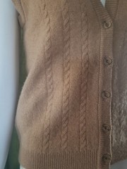 1970’s JAEGER UK cashmere Camel Hair Blend Cableknit Womens Vintage Vest sz S 34