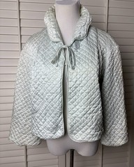 Vintage 1950’s Barbizon Quilted Bed Jacket Ice Blue Embroidered Medium