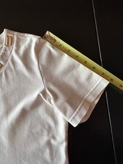 Vintage MONDI Designer 1980’s Cream Form-Fitting Stretchy Tee with Gold Bars