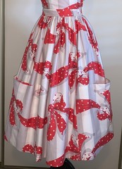 1950-60s Vintage/Retro Rockabilly Full Skirt Wrap Dress w/Pockets — Great Look!
