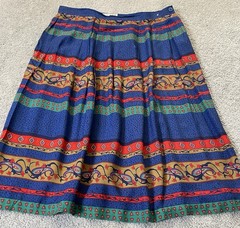 Chaus Pleated Floral Midi Skirt 22W Gold Red Pockets Cottagecore Boho Classic