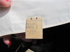 VINTAGE 30S/40S OFF WHITE/ IVORY SUIT DICKIE NOS