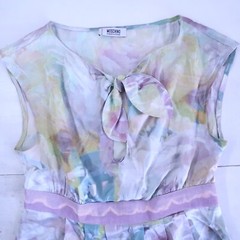 MOSCHINO CHEAP AND CHIC T-SHIRT VINTAGE SHIRT SHIRT