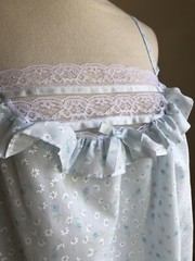 STUNNING NWOT VTG STARDUST Blue Floral White Lace 2pc Nightgown Robe Set SZ S