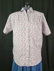 Vtg Licorice S/S White Top w Purple/Pink/Blue Florals Concealed Buttons Size S