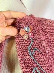 Vintage Trachten Pink Knit Cardigan Puffed Sleeves Floral Cottagecore