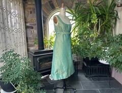 Vintage 1990s Green Formal Silk Dress Demetrios Dessy Collection