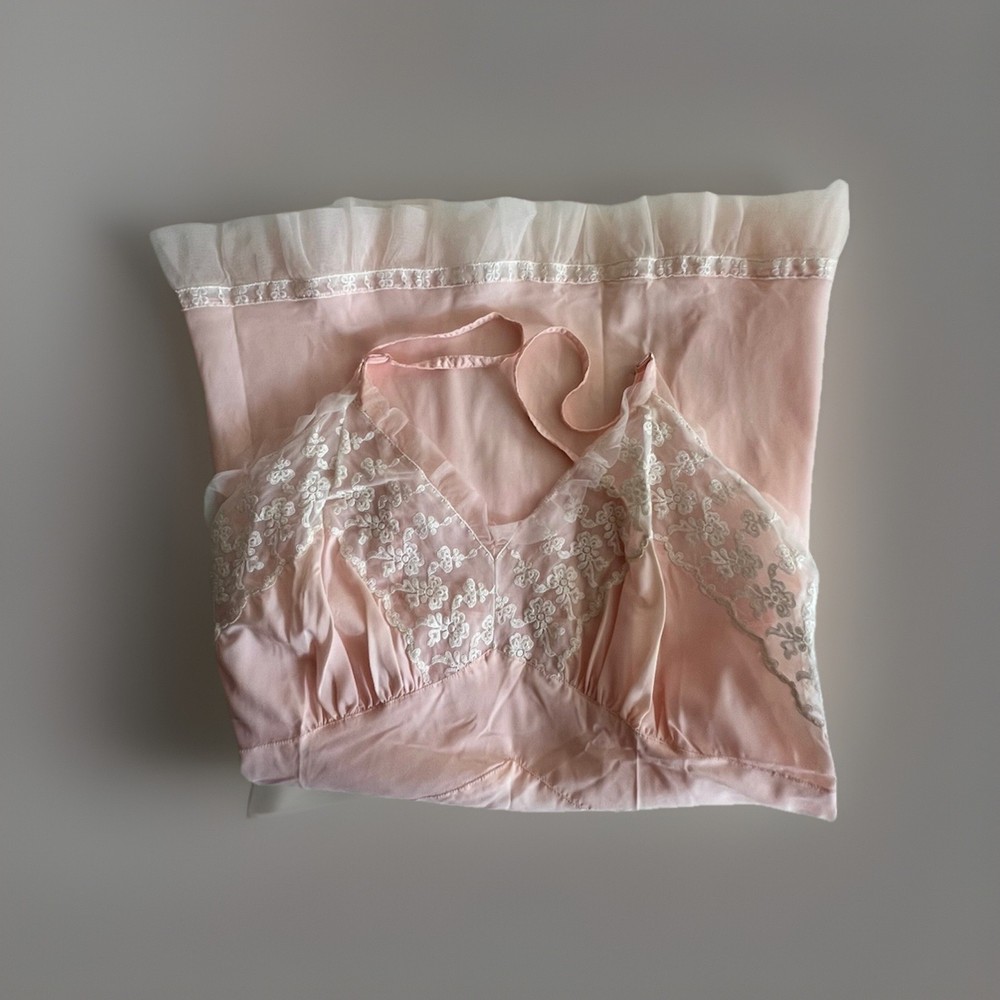Vintage Pretty in Peachy Pink Rhythm Lingerie Nylon Nightgown Cup Size 36