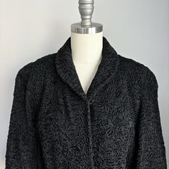 Vintage 1940’s Jet Black Curly Lamb Fur Cape Jacket Coat Size S/M