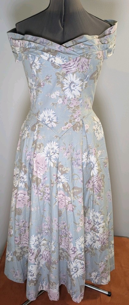 VTG Laura Ashley 100% Cotton Floral Fit&Flair Cottagecore Dress Size 12US #3045
