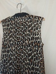 Vtg VANITY FAIR LEOPARD Nightgown Silky NYLON Shift Gown Dress 60s 70s Black S