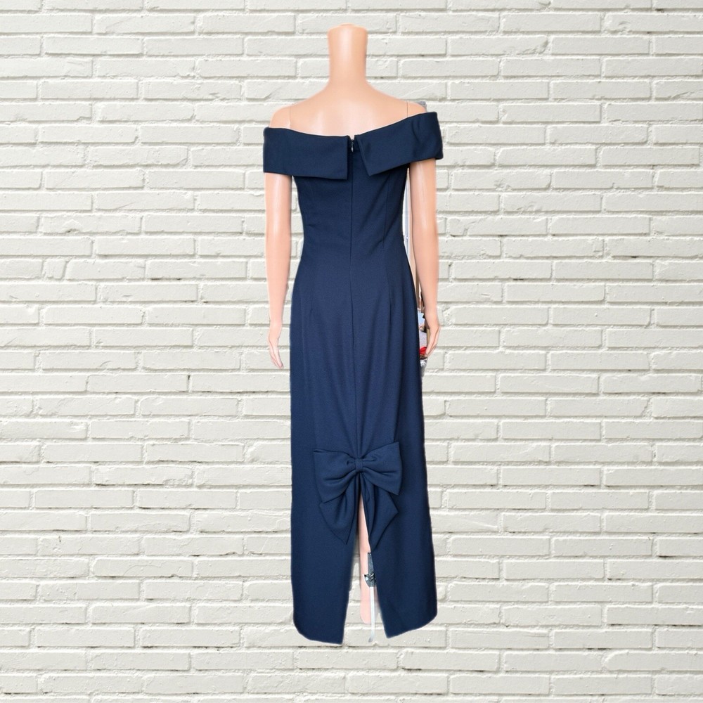 Vintage 2000s Vera Wang Navy Bow Back Gown Bonig Off The Shoulder