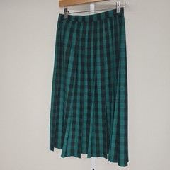 Jaeger Vintage Green Black Plaid Pleated Midi Skirt Made in Great Britain 10