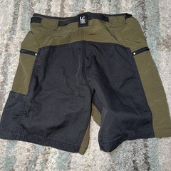 Vintage 80s 90s Last Chance Sportswear Nylon Olive Green Belted Shorts Size 32