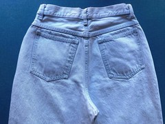 Vintage 80s Light Wash Tapered Jeans, XS, 27″ Waist