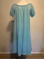 Eye Ful by the Flaums Vintage Nylon Chiffon Robe Turquoise sz S Lingerie Lace S