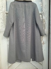1940’s Sz 6-8 Hudson Womens Wool Coat with Peter Pan collar, Celluloid Buttons