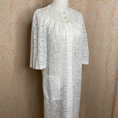 Vintage Action Scene By Rose Marie Reid White Lace House Dress Cover Up