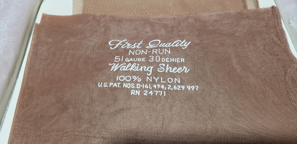 3 Pair Vintage First Quality Non Run Seamed Nylon Stockings Size 10 32 Inches