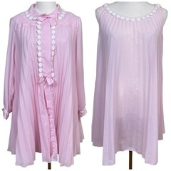 Vintage Odette Barsa Pleated Peignoir Set Women Pink Nylon Lace Trim Bows 60s