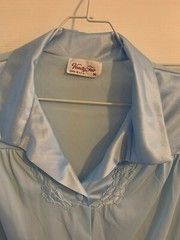 NWT Vintage Vanity Pale Blue Nylon Robe Size Misses Medium, 3/4 Length Sleeves