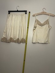 Vintage Vanity Fair 2-Pc Lingerie Set Camisole 38 Half Slip Med 22″ Cream Antron