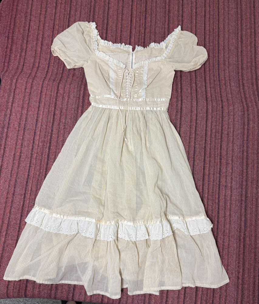 WOMENS TRUE VINTAGE 1950S RUFFLED WHITE MIDI LACE DRESS UNKNOWN SIZE