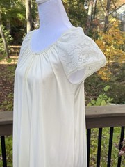 Vanity Fair Vtg Maxi Nightgown Lace Bed Jacket Robe 70s Victorian Cottage Hip XS