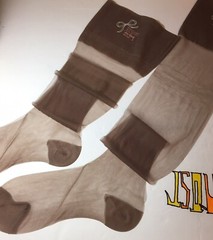 6 Pair’s Vintage Nylon Stockings 8 1/2” X 29” Raalte RHT Taupe FLAT KNIT PETITES