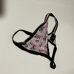 Victoria’s Secret Thong Panties MEDIUM Y2K G-string Bikini Underwear (x30)