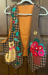 Cat Vest Handmade Vintage, Flowers, Bee, Ladybug, See Photos for Measurements