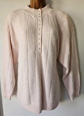 VENEZIA Vintage 80′ Silk Angora Blend Pearl Buttons Henley Sweater. Size 22/24