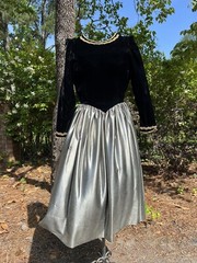 VTG 80’s Petite Party Dress Velvet & Silver Stretch Lame, Puffy Shoulders Mori