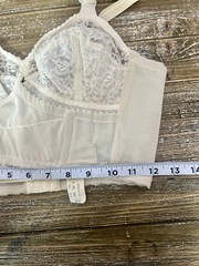 Vintage Bra Sarong Inc Bustier Back 34 B White Lace Intimates 1960s Or 1970s
