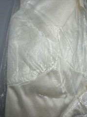 Vintage L’eggs Lingerie Size 38 Average White First Quality Style 5176 UNOPENED