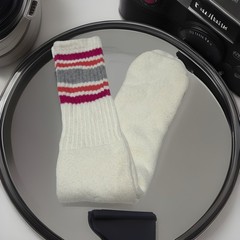 VTG Socks 80’s Women’s Acrylic Tube White Pink Peach Gray USA Made 19”.