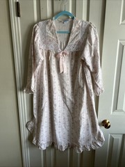 Vintage Stardust Cotton Flannel Floral Nightgown Lightweight Cottagecore Size S