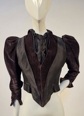 VICTORIAN 1890’S VELVET + SILK BUSTLE BACK BODICE W PUFF SLEEVES