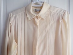 Vintage La Blouse Size 14P Ecru Sheer Tucking Long Sleeves Hidden Buttons