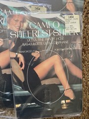 10 Pairs Vintage 1980s Cameo Sheer Pantyhose NOS Taupe 120-135 Lbs NEW 5’4-5’6”