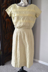 VTG 50’s Hope Reed Pale Green Work Dress Pin Tucked Bodice 29″ waist 38″ bust
