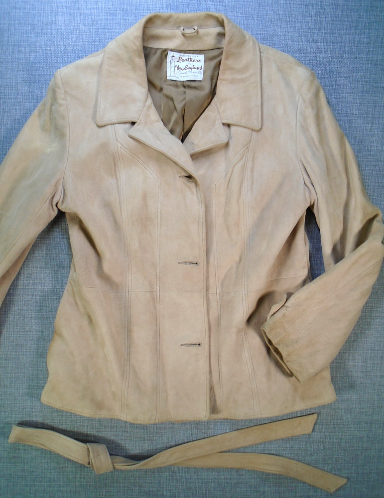 Leathers by New England Women’s Jacket Vintage 19″ x 25″ Made in USA, Has Wear
