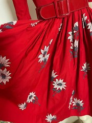 1950s Vintage Red Cotton White Painted Flower Fit Top Full Skirt Dress XS Jr