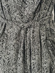 Vintage Liz Claiborne Robe Jacket Small Black White Paisley 90s Lounge Wear